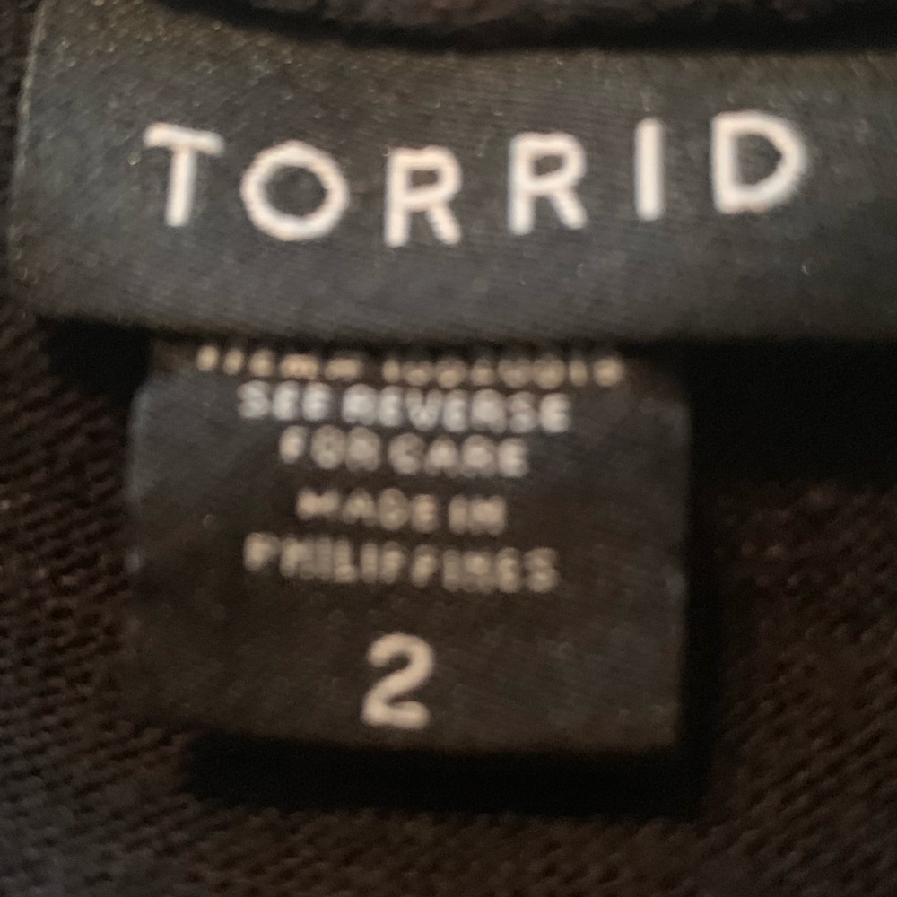 Torrid Black V Neck Tee Plus Size 2x - image 2